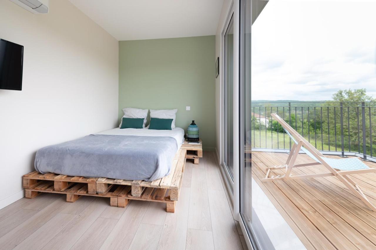 Lot En Dock 3 Logements Atypiques Et Ecologiques En Vallee De La Dordogne Souillac Exterior foto